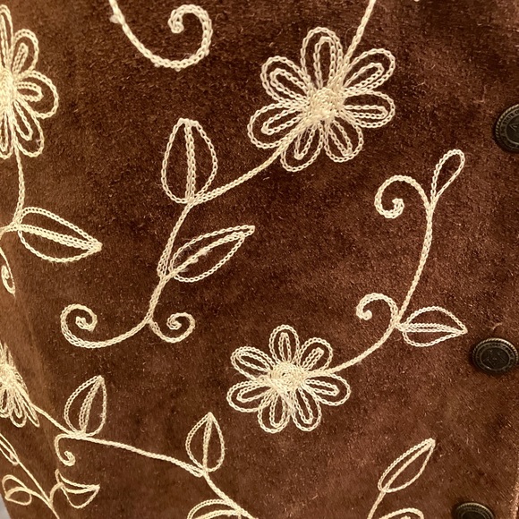 Vintage Brown Leather Vest - Picture 3 of 5